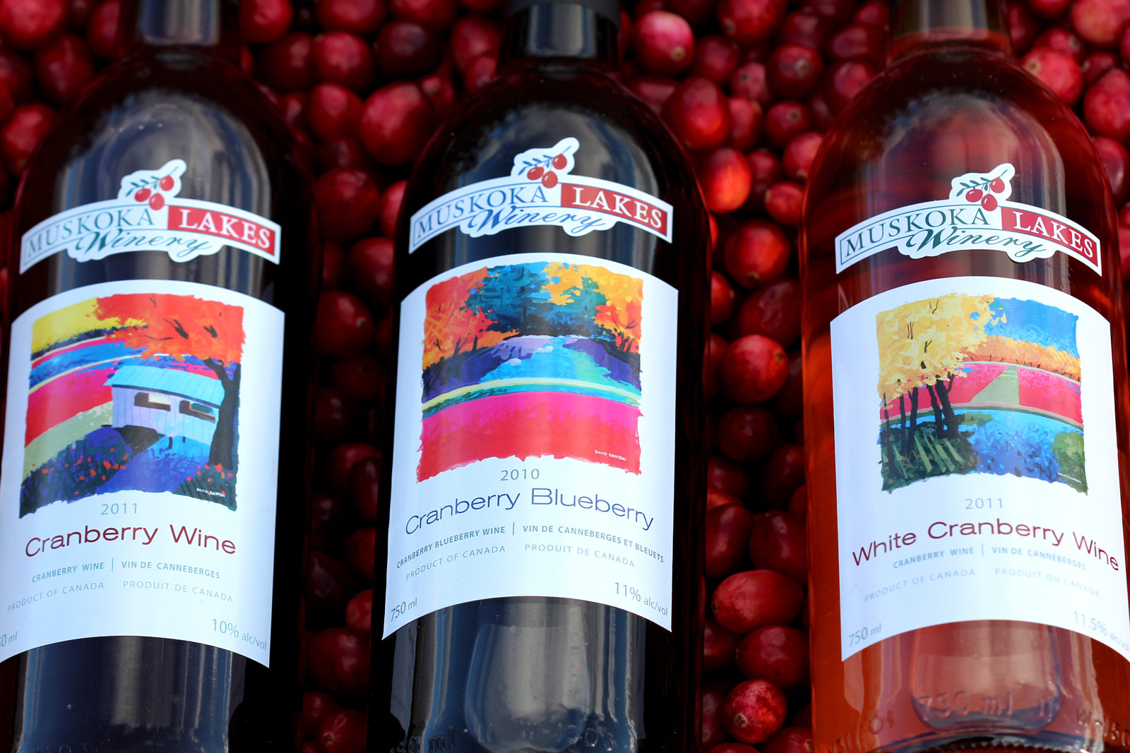 Cranberry, Cranberry Blueberry & White Cranberry Wine Muskoka Lakes Farm & Winery
